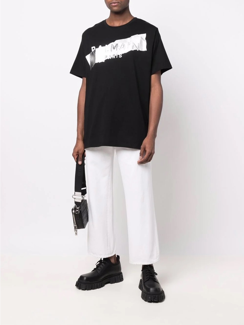 Balmain Men's Foil Tape T-Shirt in Noir/Blanc/Argent Balmain Sz M Mens
(Oct A-1)